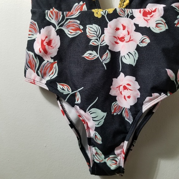 NEW Deep V Plunging Swim Suit - Picture 5 of 7